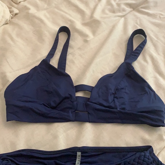 Vitamin A navy blue bikini. Both pieces are L. - Picture 2 of 7